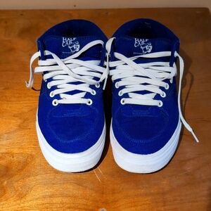 Vans half-cabs